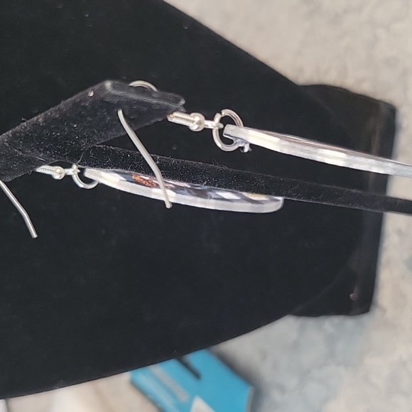 #D 🐄 Cow Faux Leather Earrings 🐮🐮🐄 - Picture 2 of 3